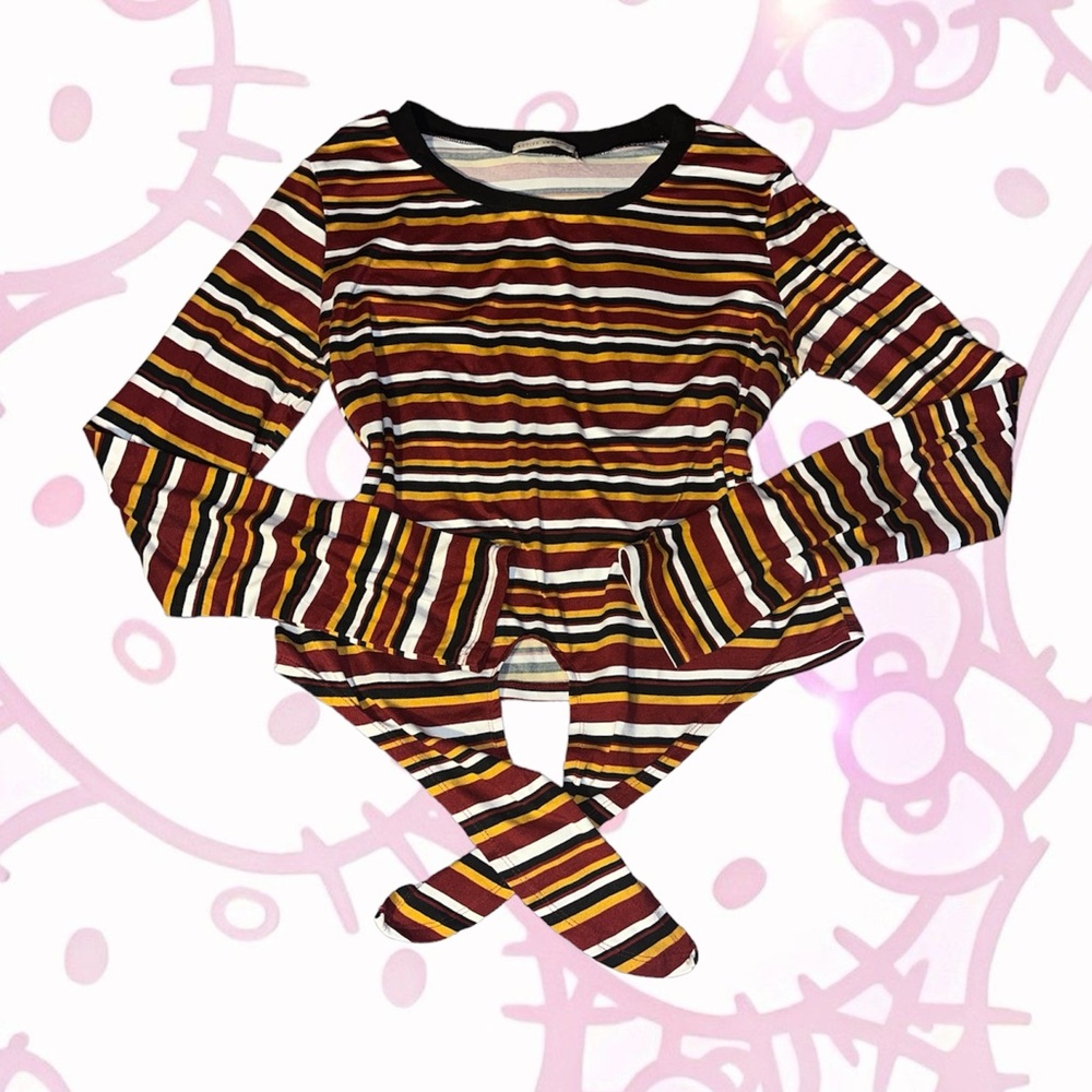 Tie-Up Fitted Long Sleeve 🍁❤️